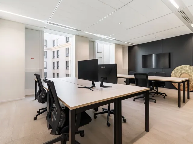 Bureau indépendant 12 postes à louer - Levallois Perret (Pablo Neruda) - photo 2