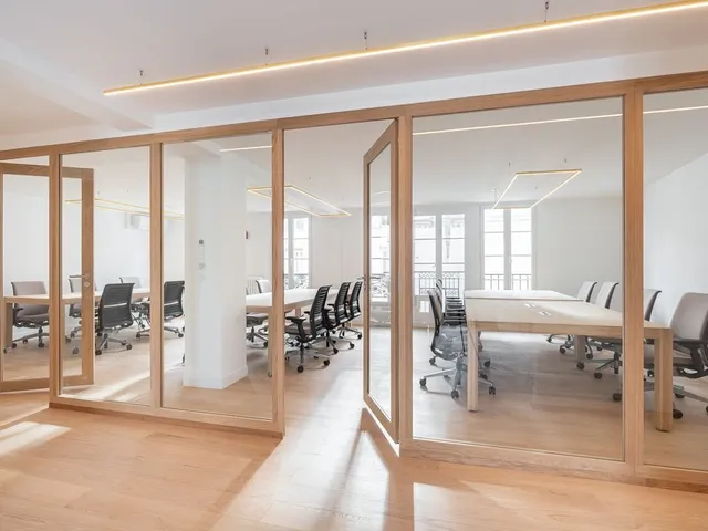 Bureau indépendant 48 postes à louer - Paris 2e (Rivoli)
