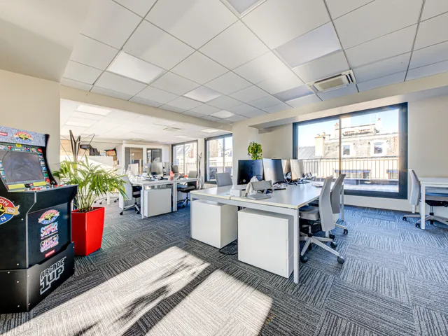 Bureau privé 8 postes à louer - Paris 16e (Trocadéro)