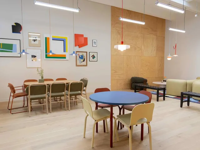 Bureau privé 5 postes à louer - Levallois-Perret (Villiers) - photo 2