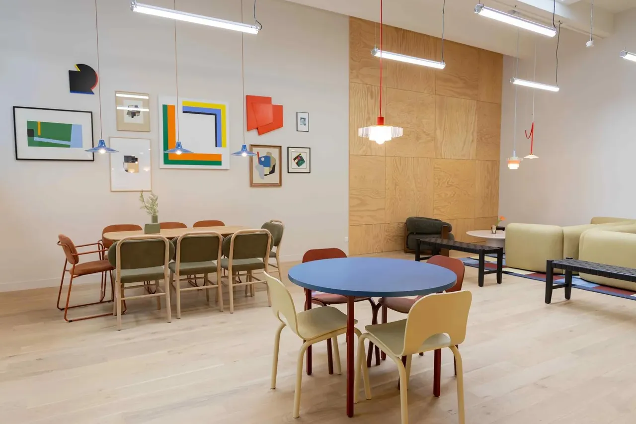 Bureau privé 8 postes à louer - Levallois-Perret (Villiers) - photo 1