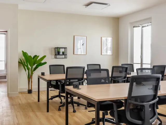 Bureau privatif 40 postes à louer - Paris 8e (Miromesnil) - photo 4